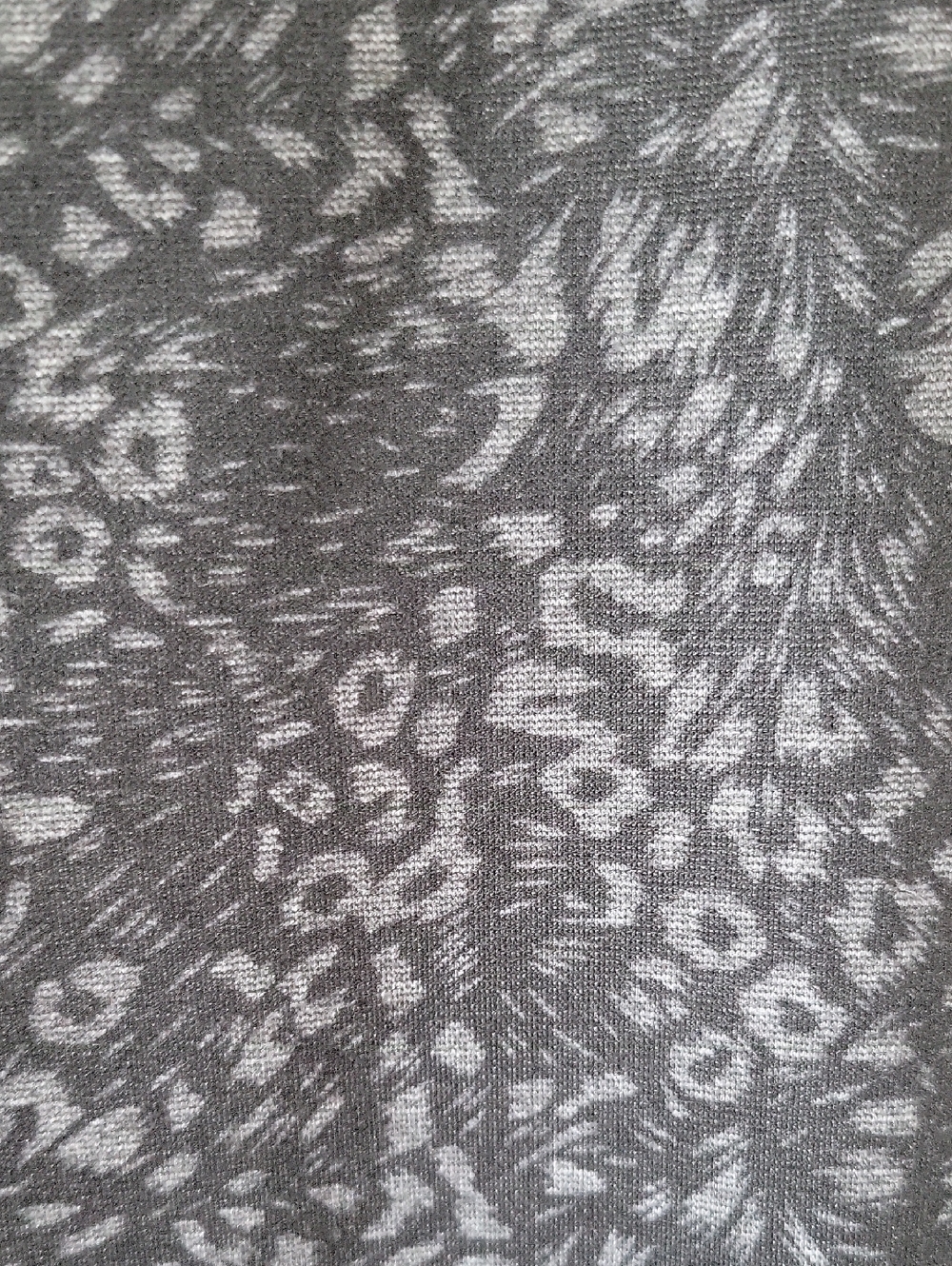 Chico's Black Grey Leopard Animal Print Slim Leg Ponte Pant Size XL/16R - Picture 3 of 7